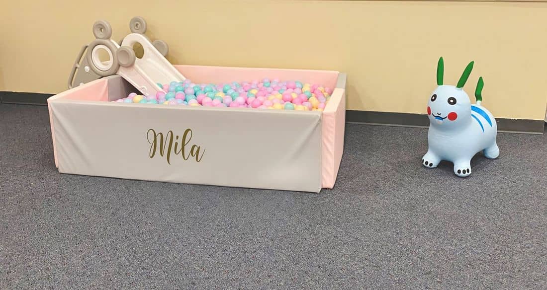 Personalized ball pit